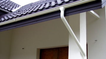 Монтаж водосточной системы 3